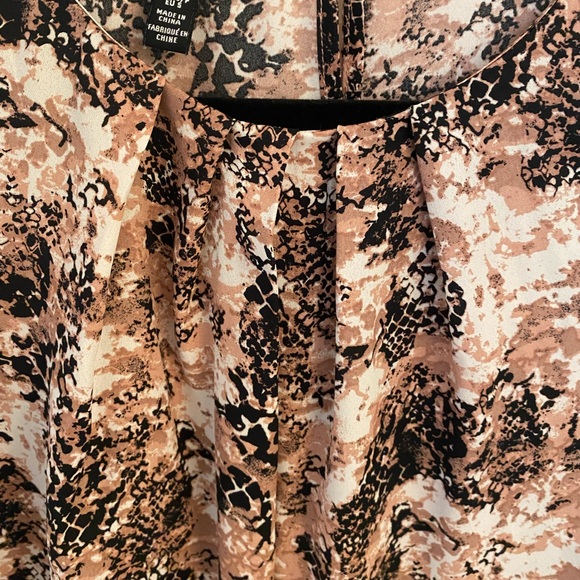 Jones New York Sleeveless Blouse - Picture 3 of 5